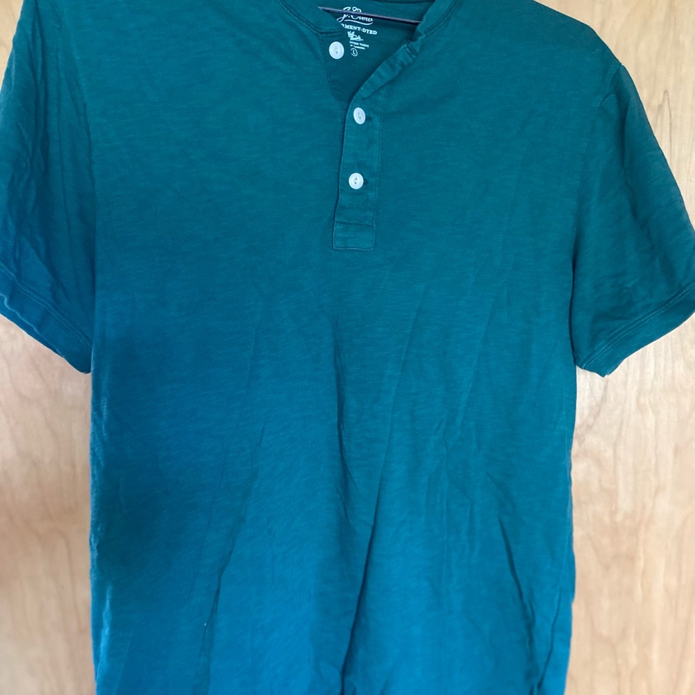 J Crew garment dyed knit good green three button crew neck tee